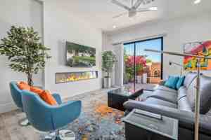 featured image of 19550 N Grayhawk Dr