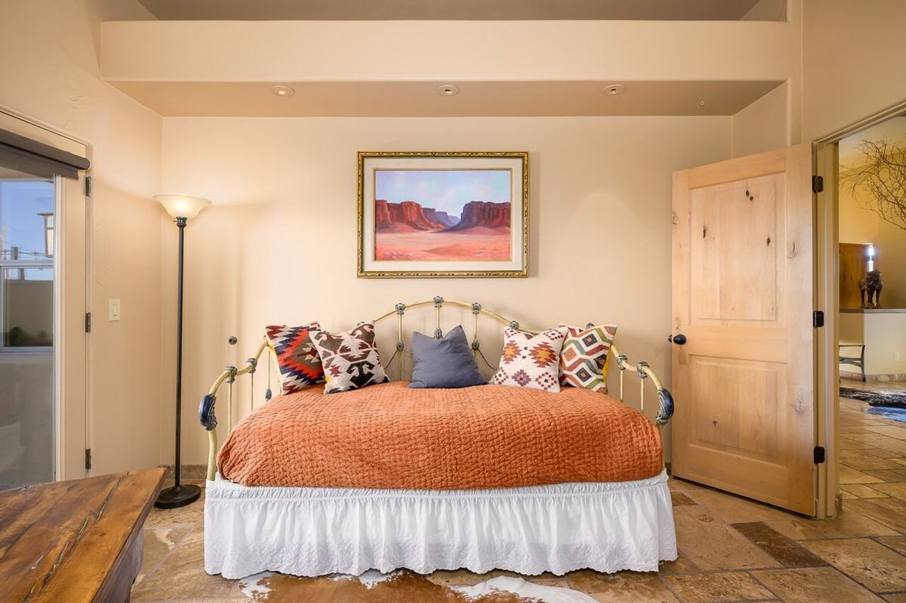 45607 N 12th St #1255472P - Photo 2 of 50