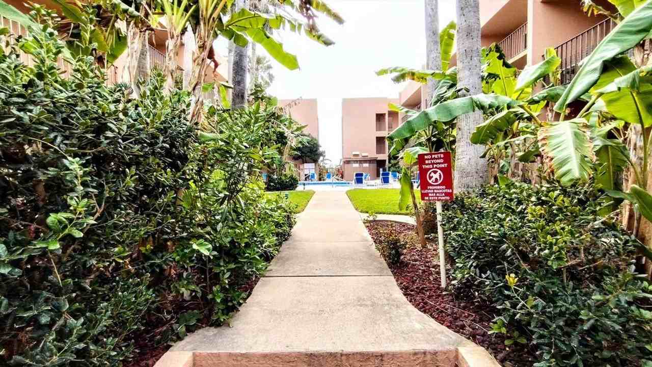 2401 Gulf Blvd #1255563P - Photo 6 of 31