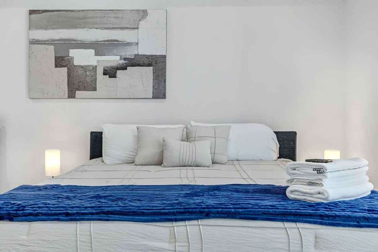 3020 Live Oak St #1257713P - Photo 5 of 37