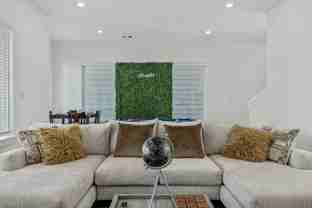 3020 Live Oak St - Photo 1 of 1