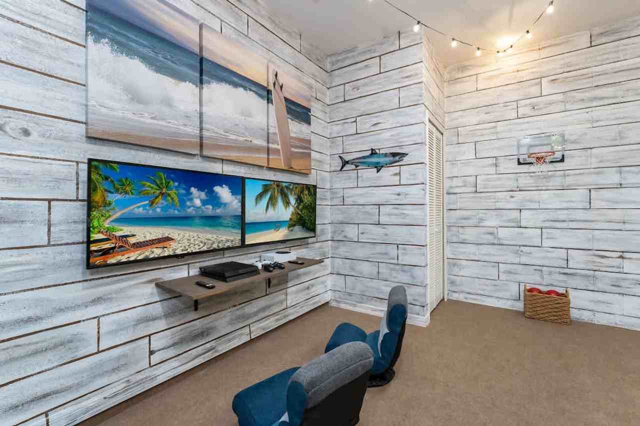 910 Oxford Dr #1259815P - Photo 3 of 37