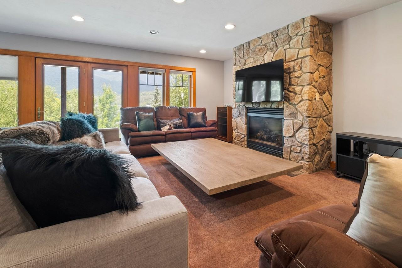 196 Black Mountain Rd #1262025P - Photo 6 of 43