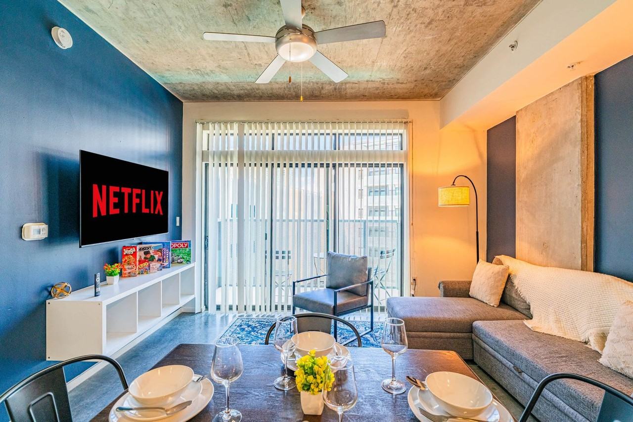 914 North 4th Street - Photo 2 of 100