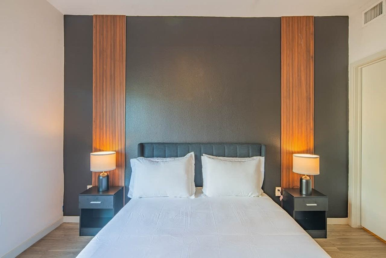 914 N 3rd St #1263056P - Photo 5 of 34