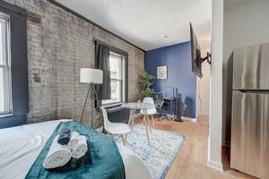 featured image of 1925 N Prospect Ave