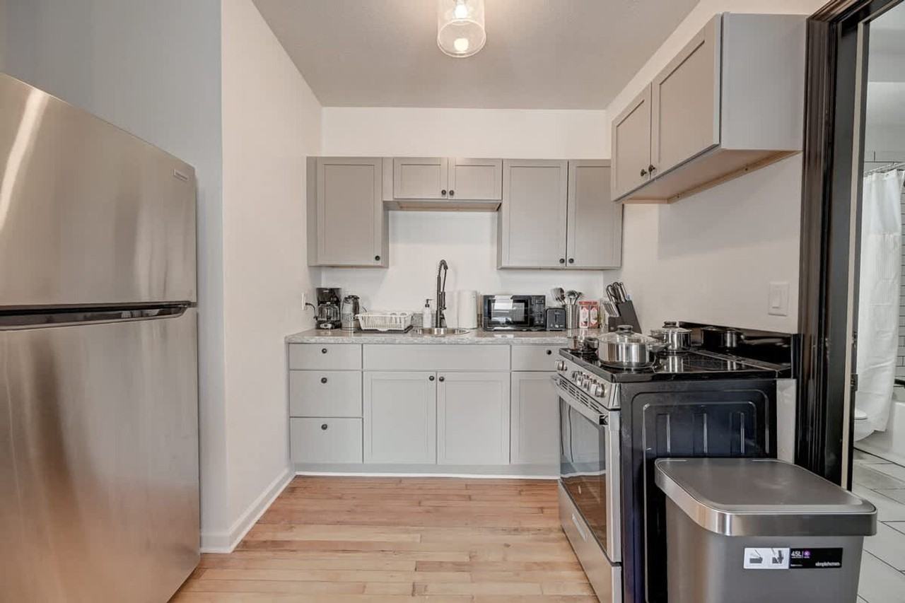 1925 N Prospect Ave #1263107P - Photo 6 of 20