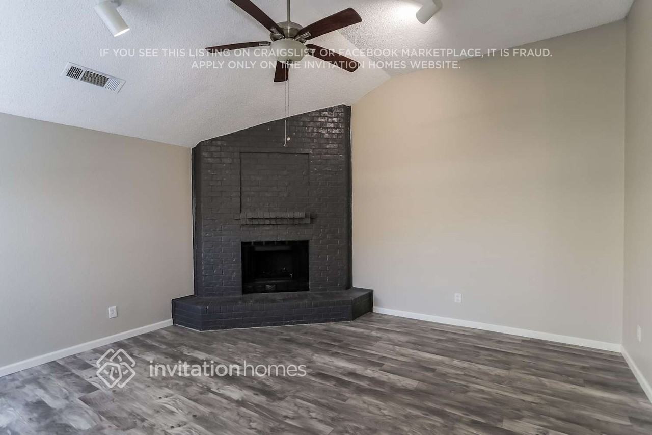 603 Valley Spring Dr - Photo 2 of 14