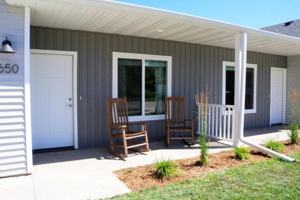 featured image of 630 W 5th St