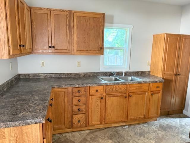 1507 53rd St - Photo 3 of 19