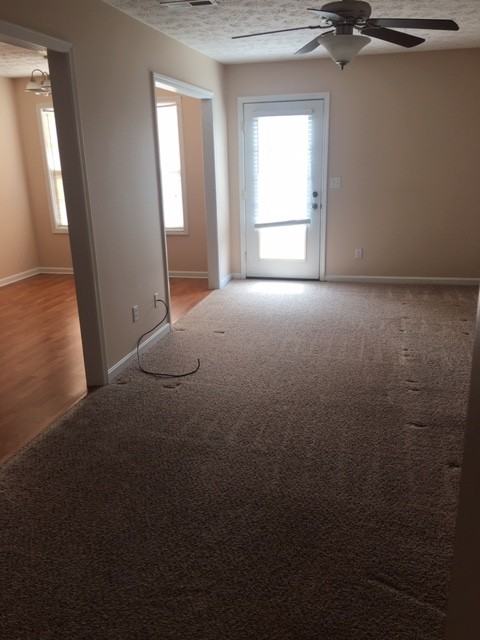 131 Emory Ct - Photo 2 of 7