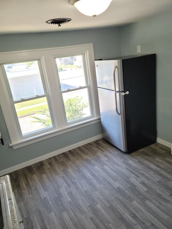 2023 Miami St #C - Photo 2 of 8