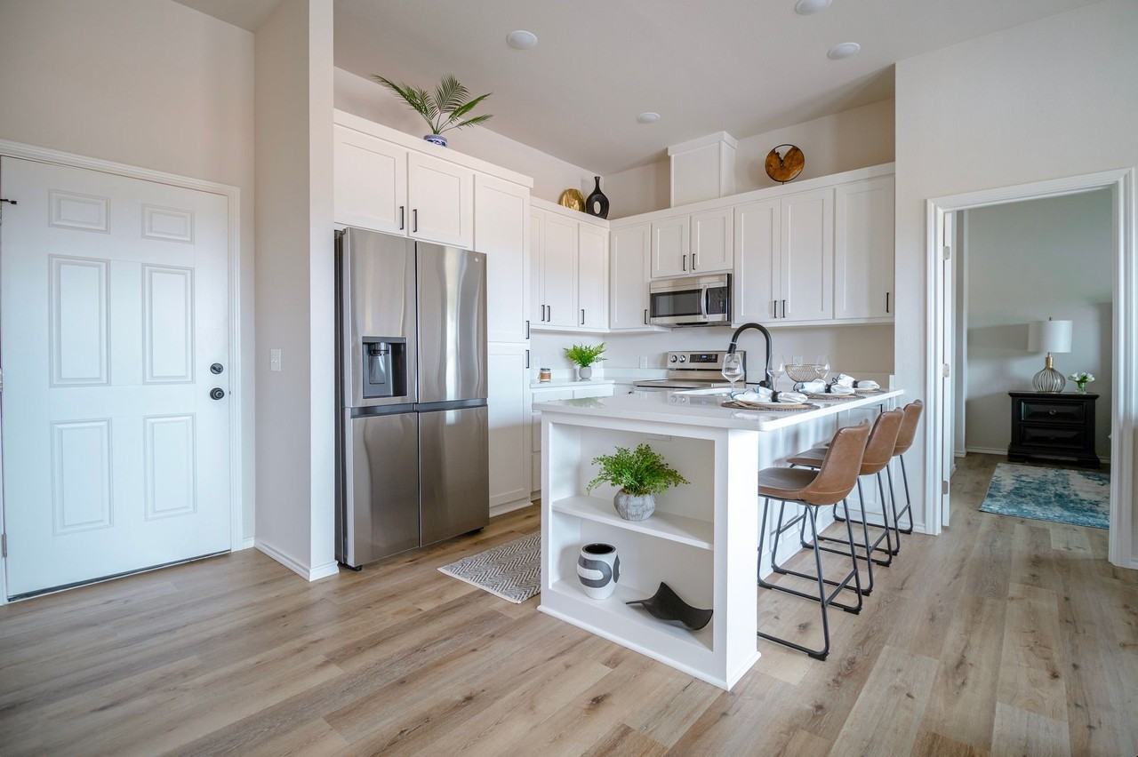 *New Construction. Ask us about our move - Photo 6 of 40