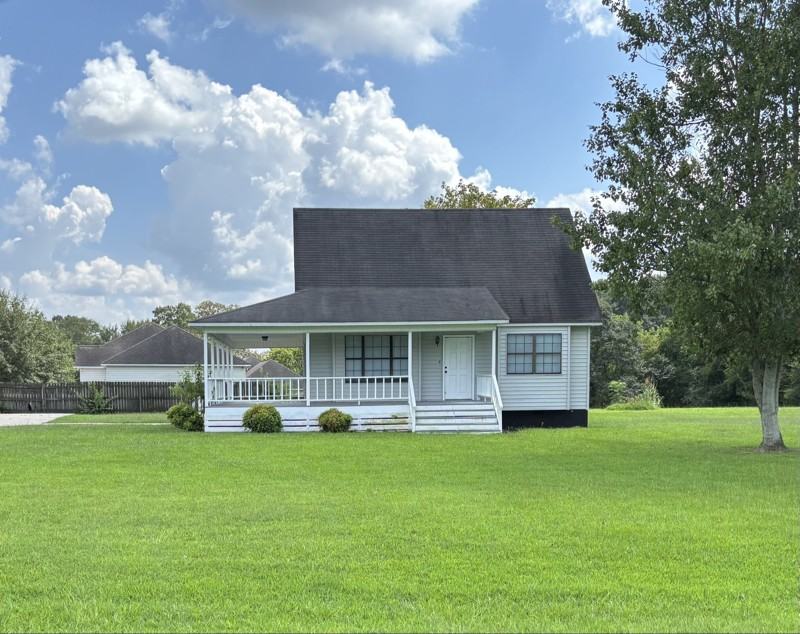 3968 Friendship Rd - Photo 2 of 16