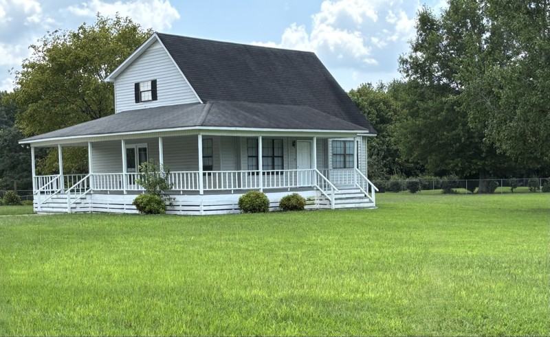 3968 Friendship Rd - Photo 3 of 16