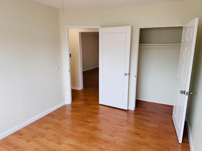 407 N #214 - Photo 7 of 18