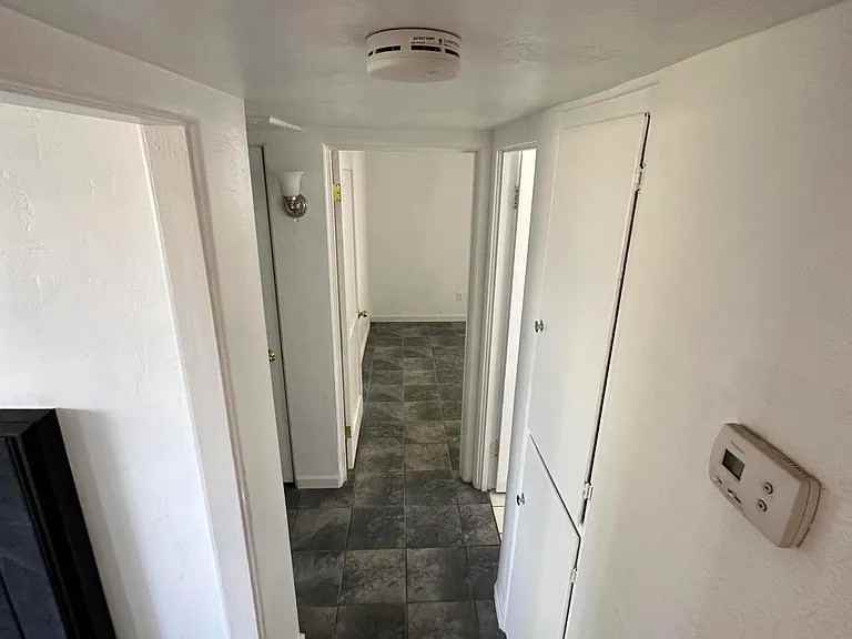 2102 W Minnezona Ave #A - Photo 6 of 10