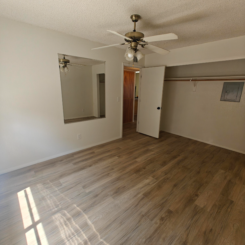 8680 N Cortez Dr #2 - Photo 3 of 7