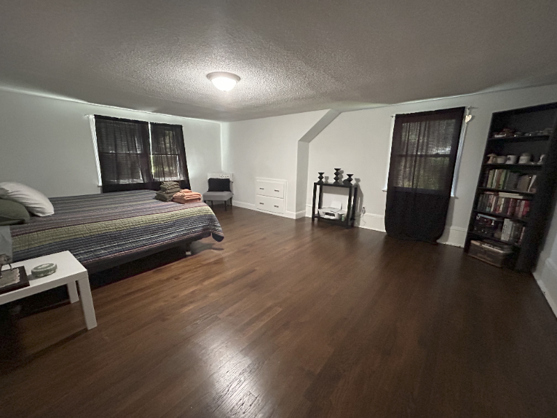 27 Cedar St - Photo 3 of 12