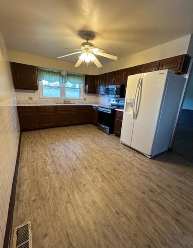 13825 Old Wire Outer Rd - Photo 2 of 13