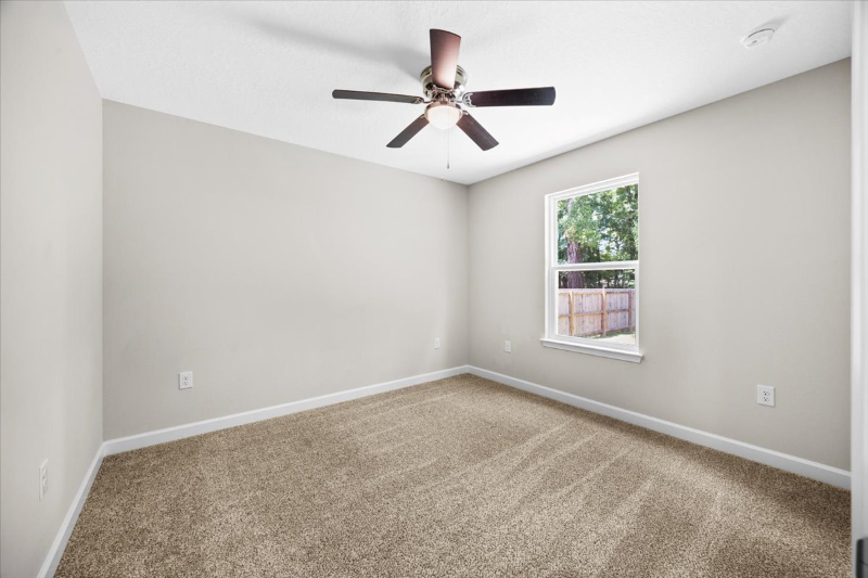 3158 Chestnut St - Photo 2 of 5