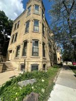 featured image of 802 N Van Buren St #3rdFL