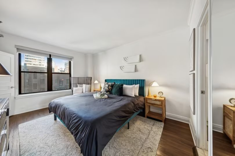 120 E Chestnut St - Photo 5 of 13