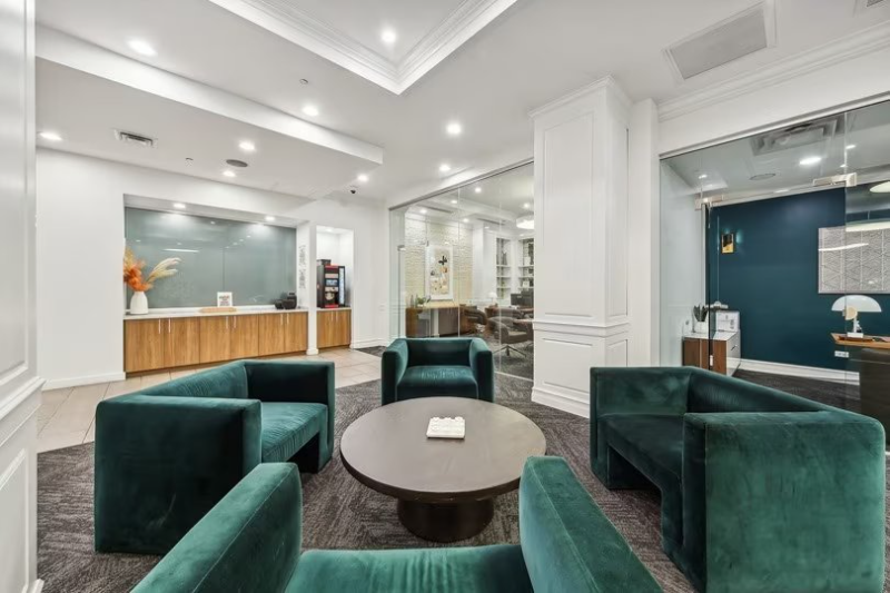 120 E Chestnut St - Photo 7 of 13