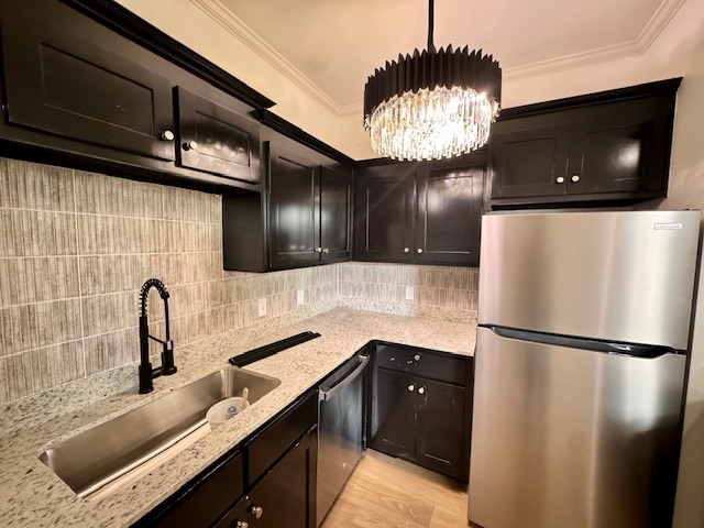 4006 Watkins Ave - Photo 6 of 14