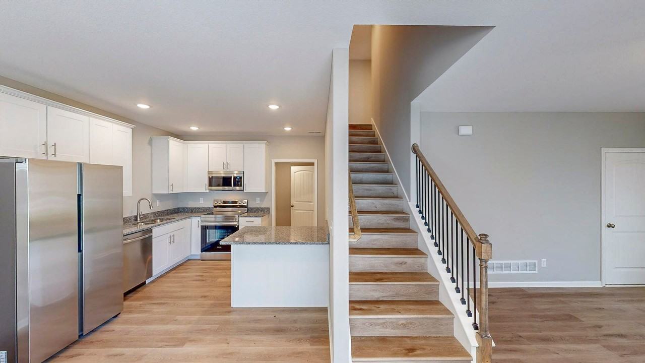 811 Pampas St - Photo 5 of 10