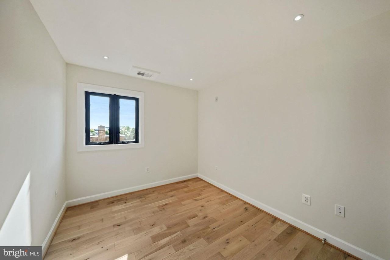 1829 13th St Nw #A03 - Photo 4 of 16