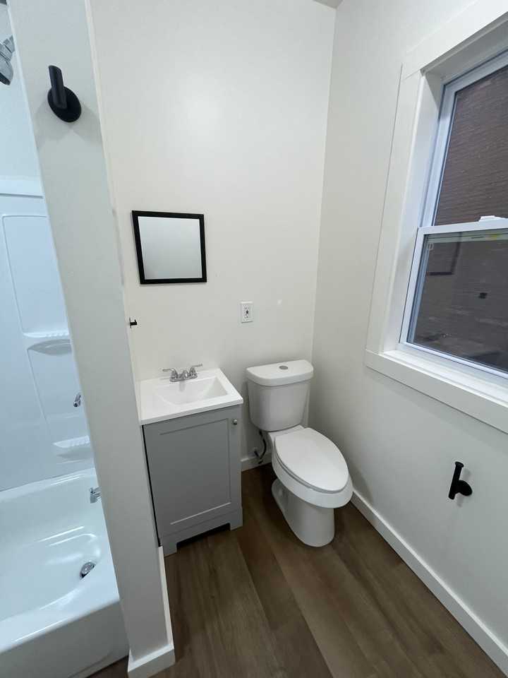 4566 Seebaldt St #NA - Photo 2 of 10