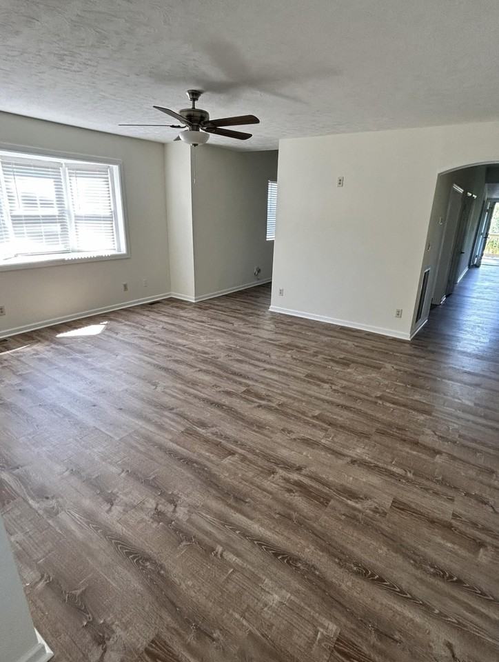 220 E 6th North St #NA - Photo 2 of 11