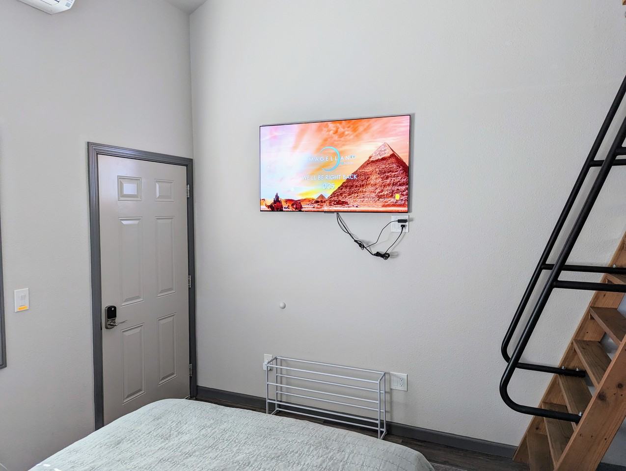 479 Vaughn Ave #NA - Photo 3 of 11