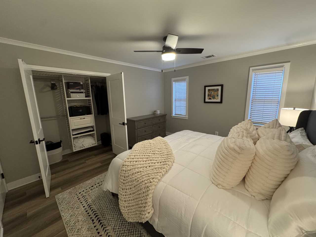 116 Grand Blvd #4J - Photo 3 of 21