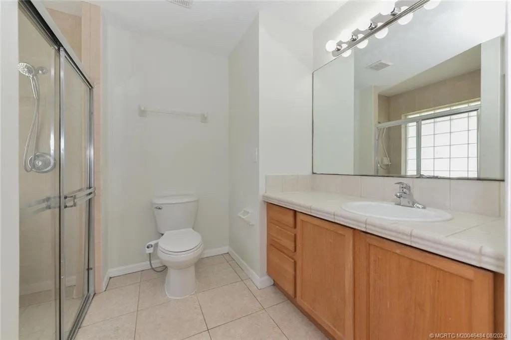 1125 Sw Estaugh Ave #NA - Photo 3 of 5