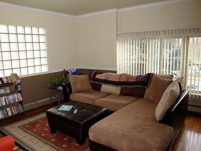 811 Washtenaw - Photo 3 of 24