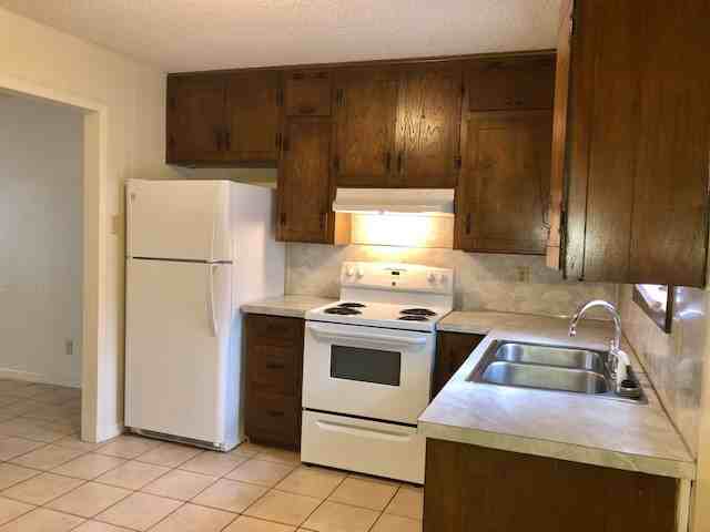 1915 Beaumont St #NA - Photo 3 of 5