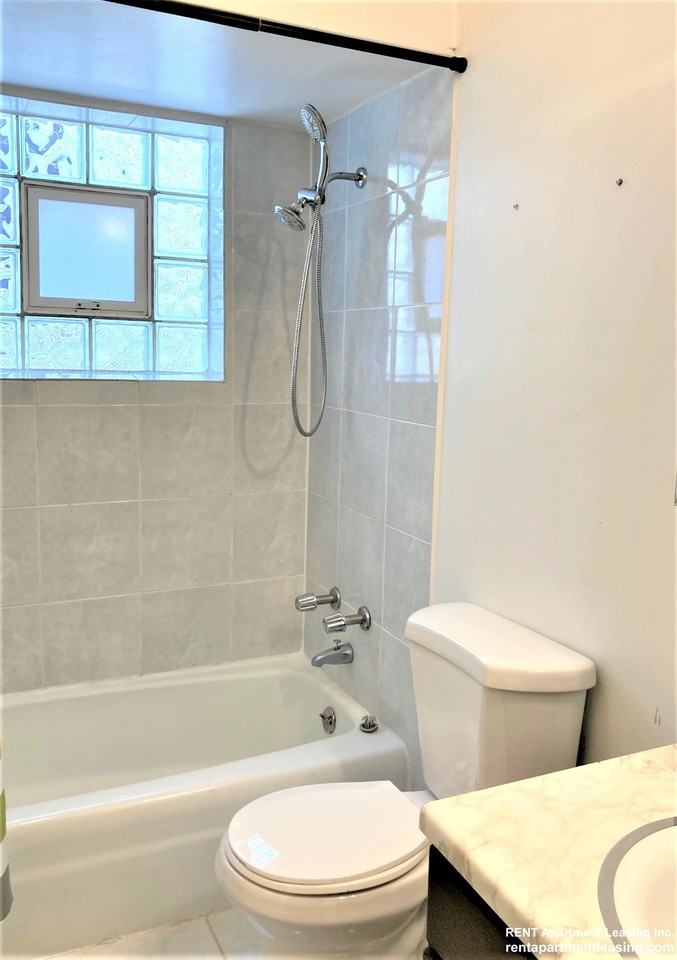 2113 West Montrose Avenue #2F - Photo 6 of 16