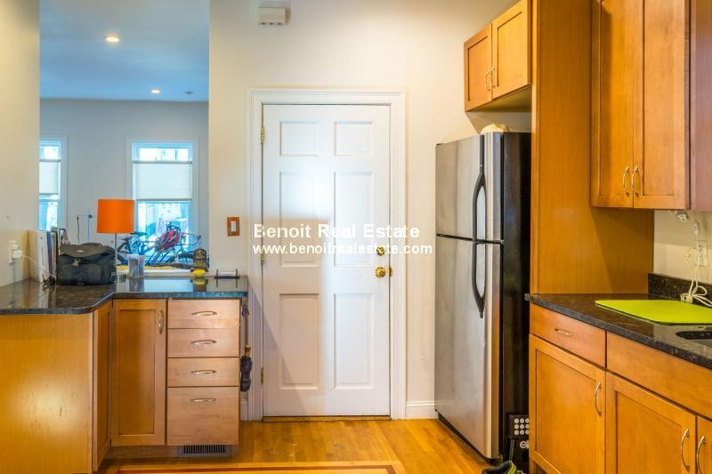 34 Elmwood St 1 - Photo 3 of 15