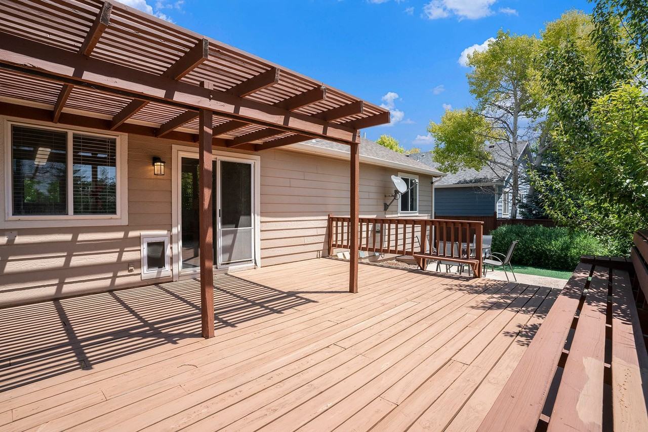 2666 W 44th St - Photo 3 of 24