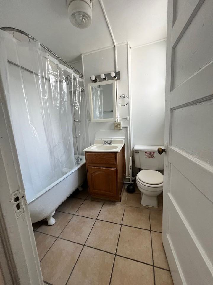 1451 90th Ave W - Photo 3 of 32