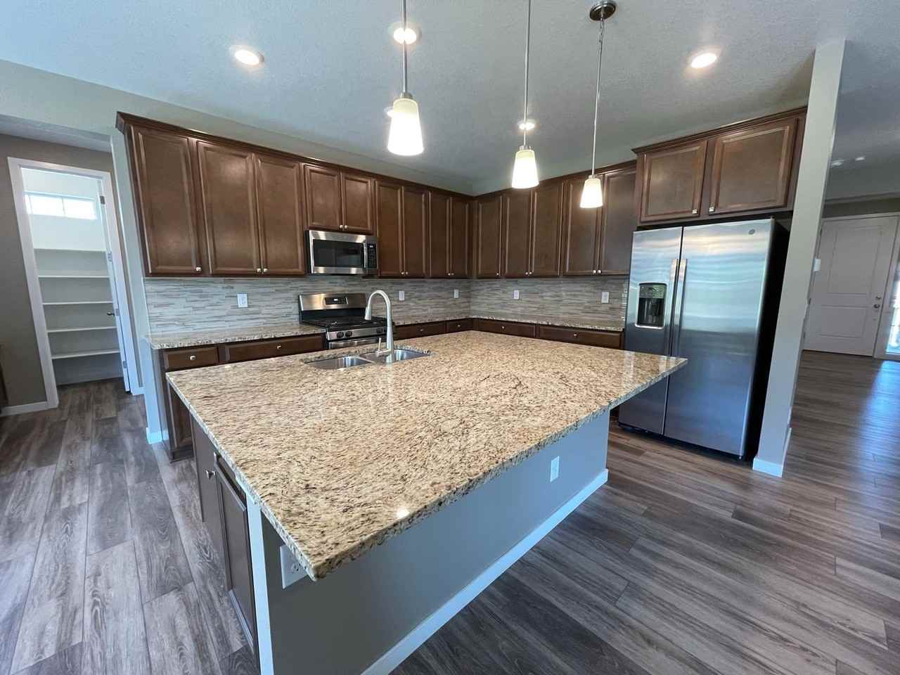 972 High Point Trl - Photo 2 of 37