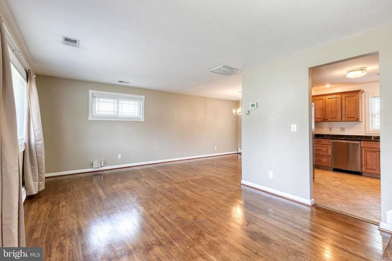 177 Roland Rd - Photo 3 of 35