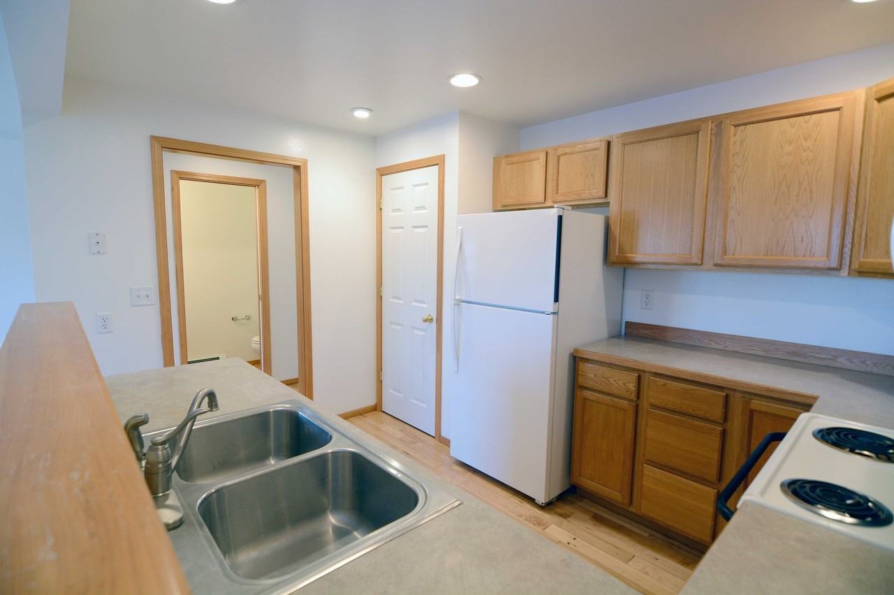625 N 5th Ave #M - Photo 5 of 24