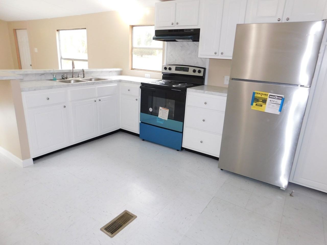 10631 Bostic Rd - Photo 2 of 7