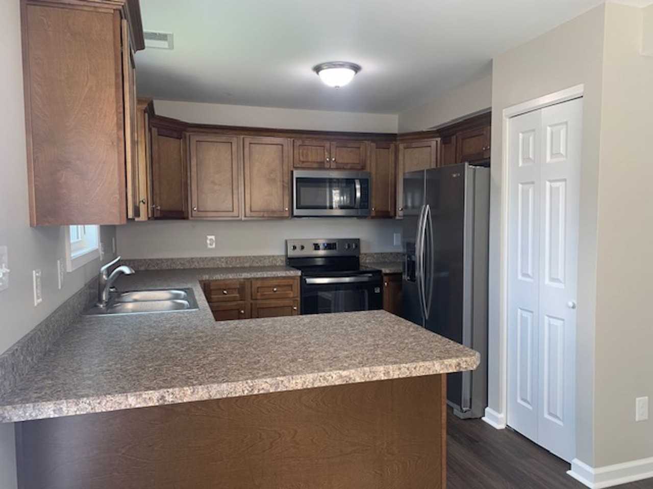 336 Darenia Lane - Photo 6 of 50