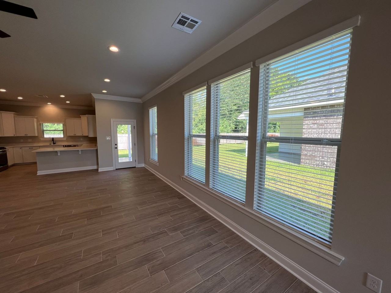 17029 Shearwater Trce - Photo 5 of 13