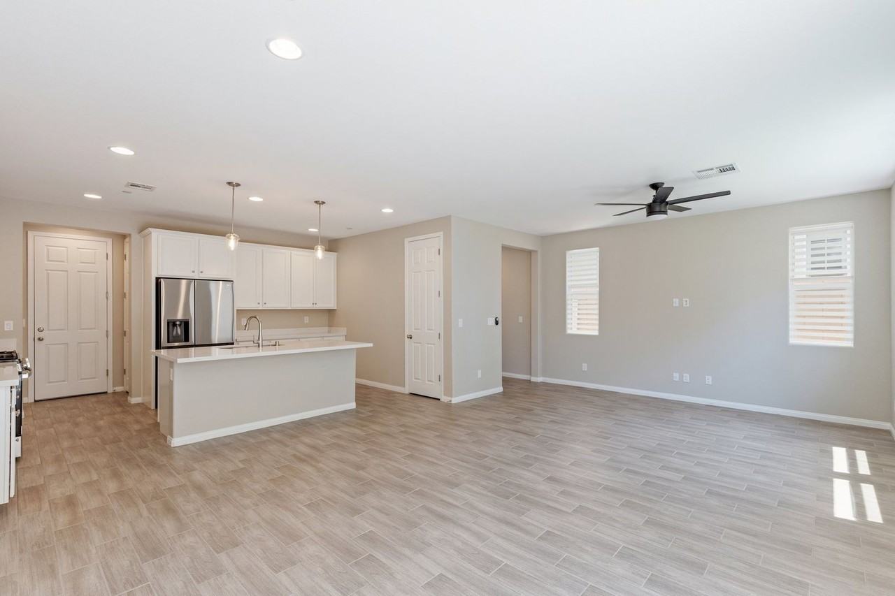 789 Cottonwood Hill Pl - Photo 3 of 17