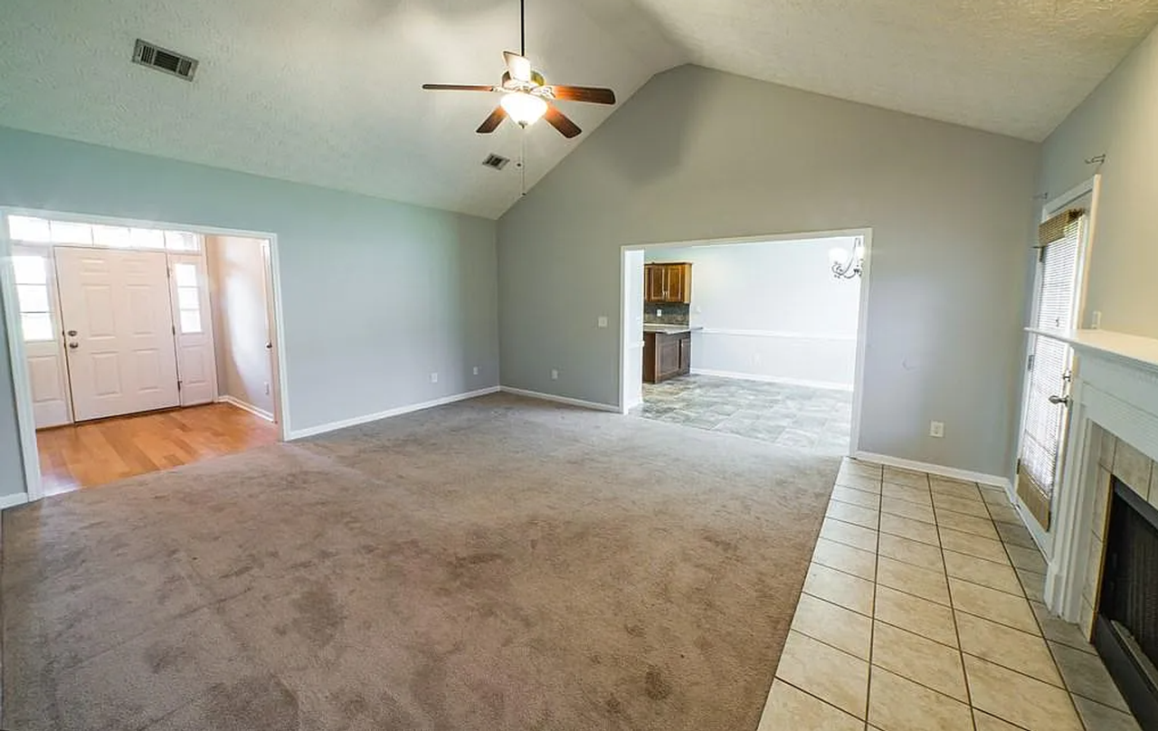 8018 Silverado Dr - Photo 6 of 36